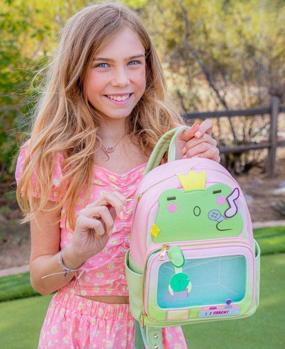 Claw Machine Pin Collector Backpack - Singing Frog