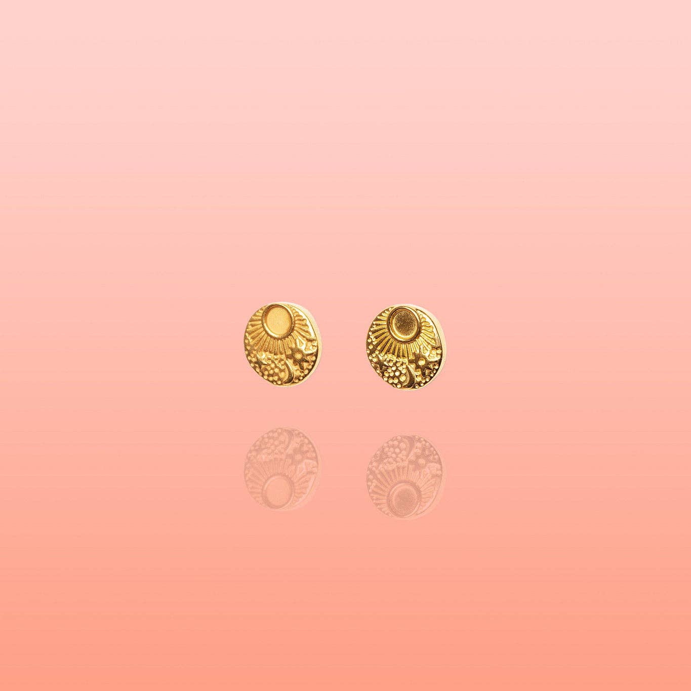 Carmen Embossed Studs Water Resistant