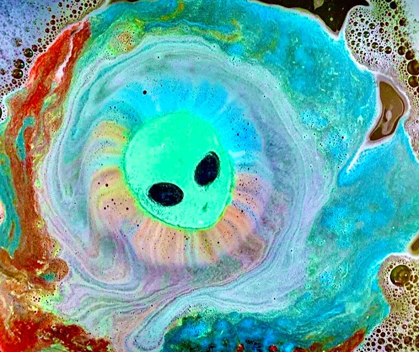 Alien Bath Bomb