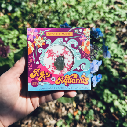 ♒ Age of Aquarius Lemongrass Bath Bomb with Aventurine Gemstone