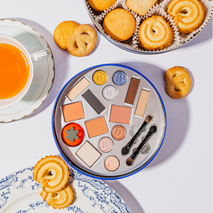 Royal Dansk® Cookie Tin Beauty Palette