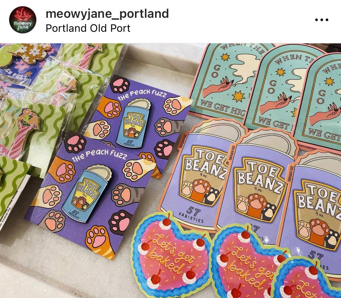 Toe Beans Enamel Pin