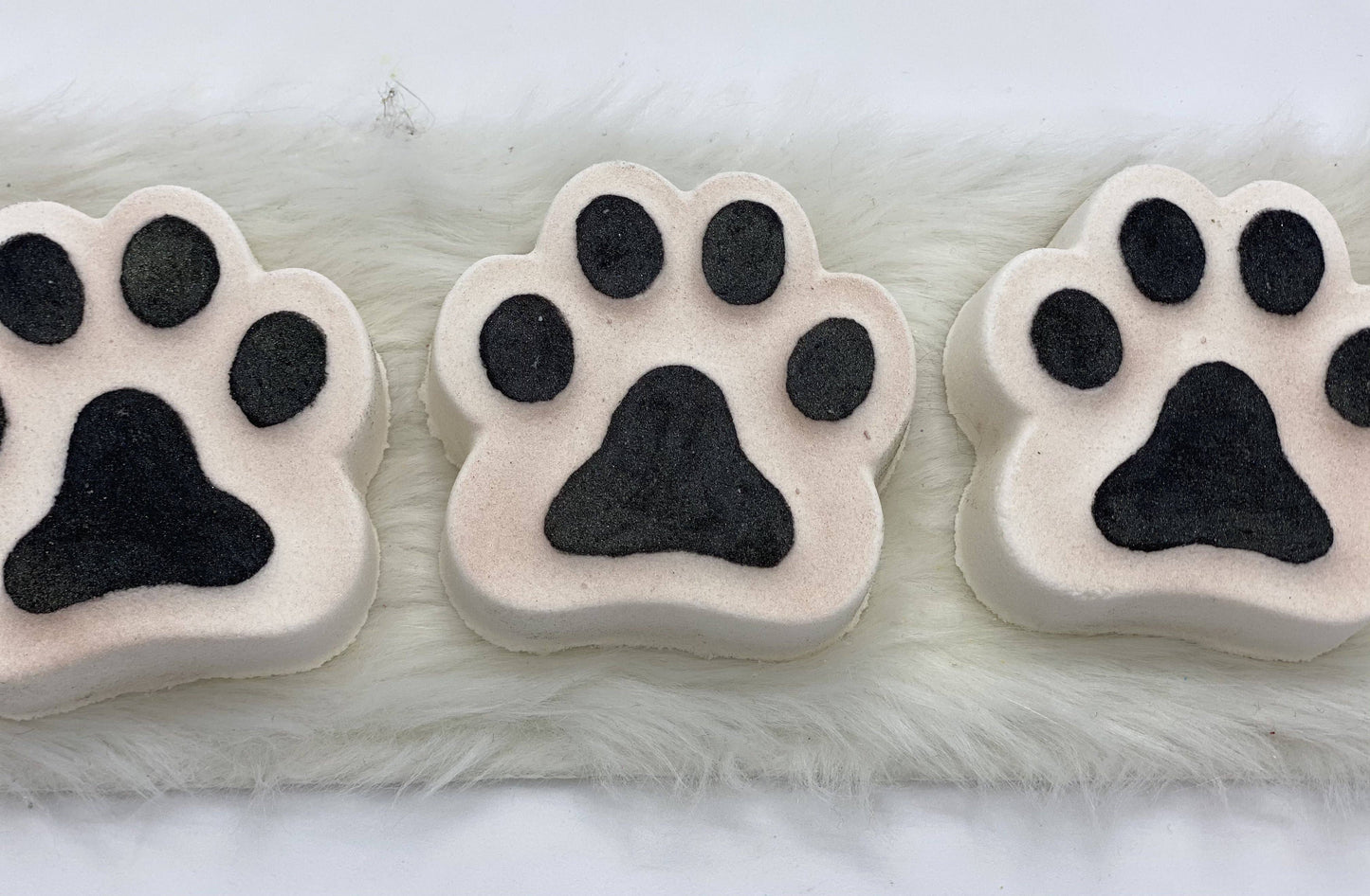 Paw Print Bath Bomb